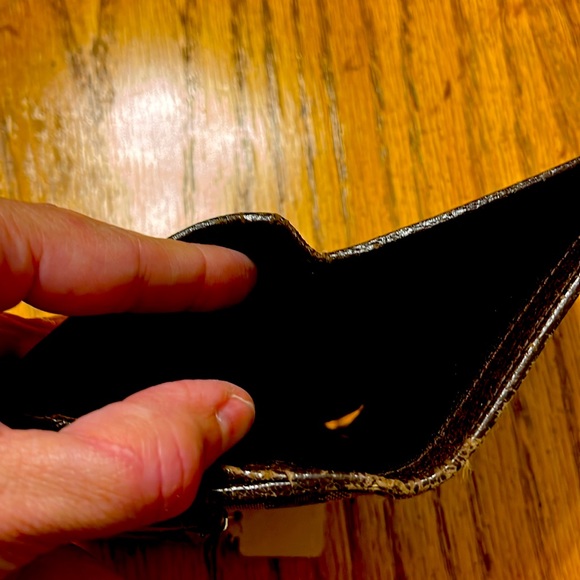 Men’s Gucci Canvas Walket - Picture 7 of 9